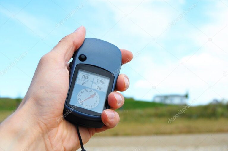 Geocaching with Growing Lives